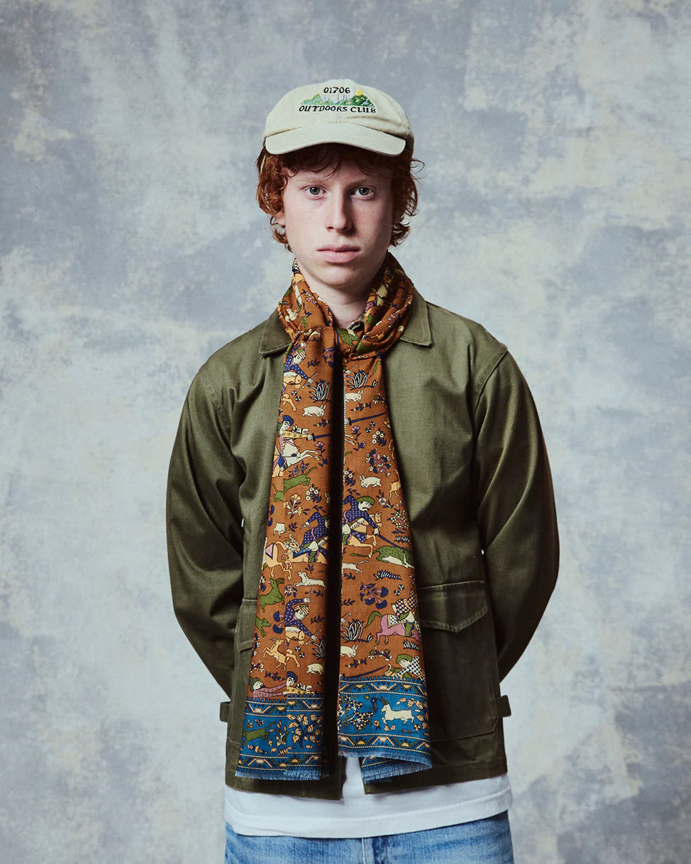 UK Wool and Silk Scarf - Hunters in Dull Gold - Image 4