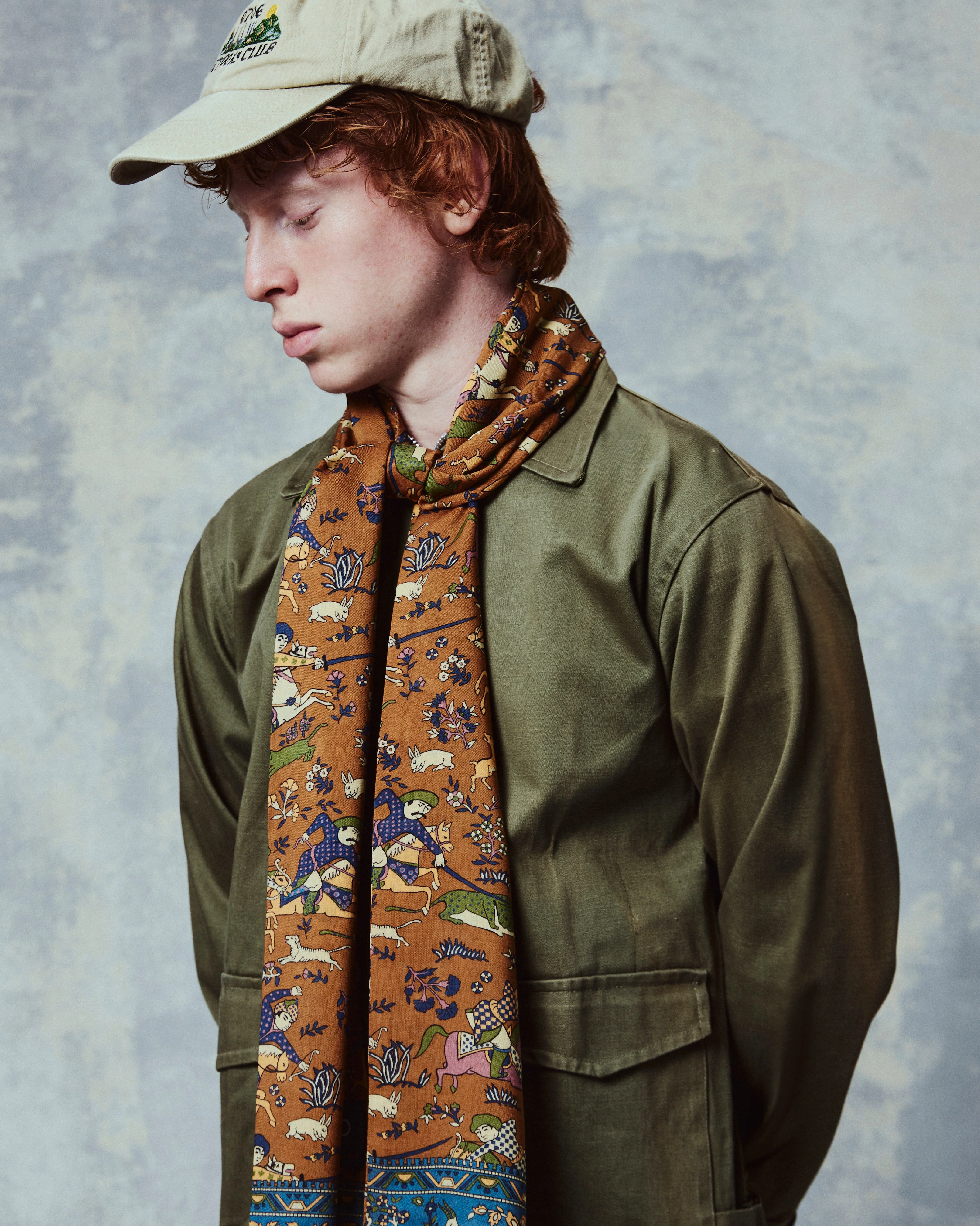 UK Wool and Silk Scarf - Hunters in Dull Gold - Image 6