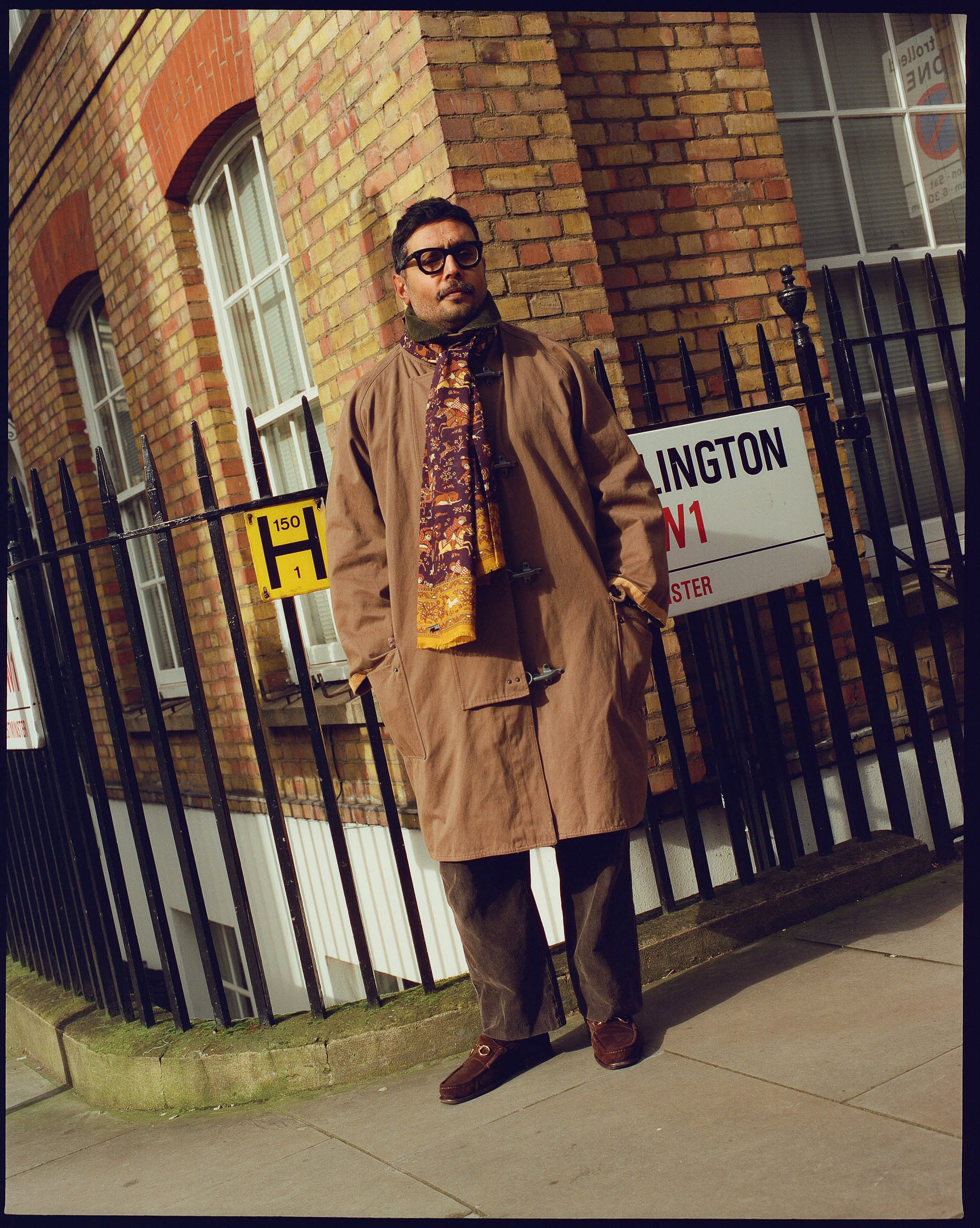 UK Wool and Silk Scarf - Hunters in Indigo - Image 4