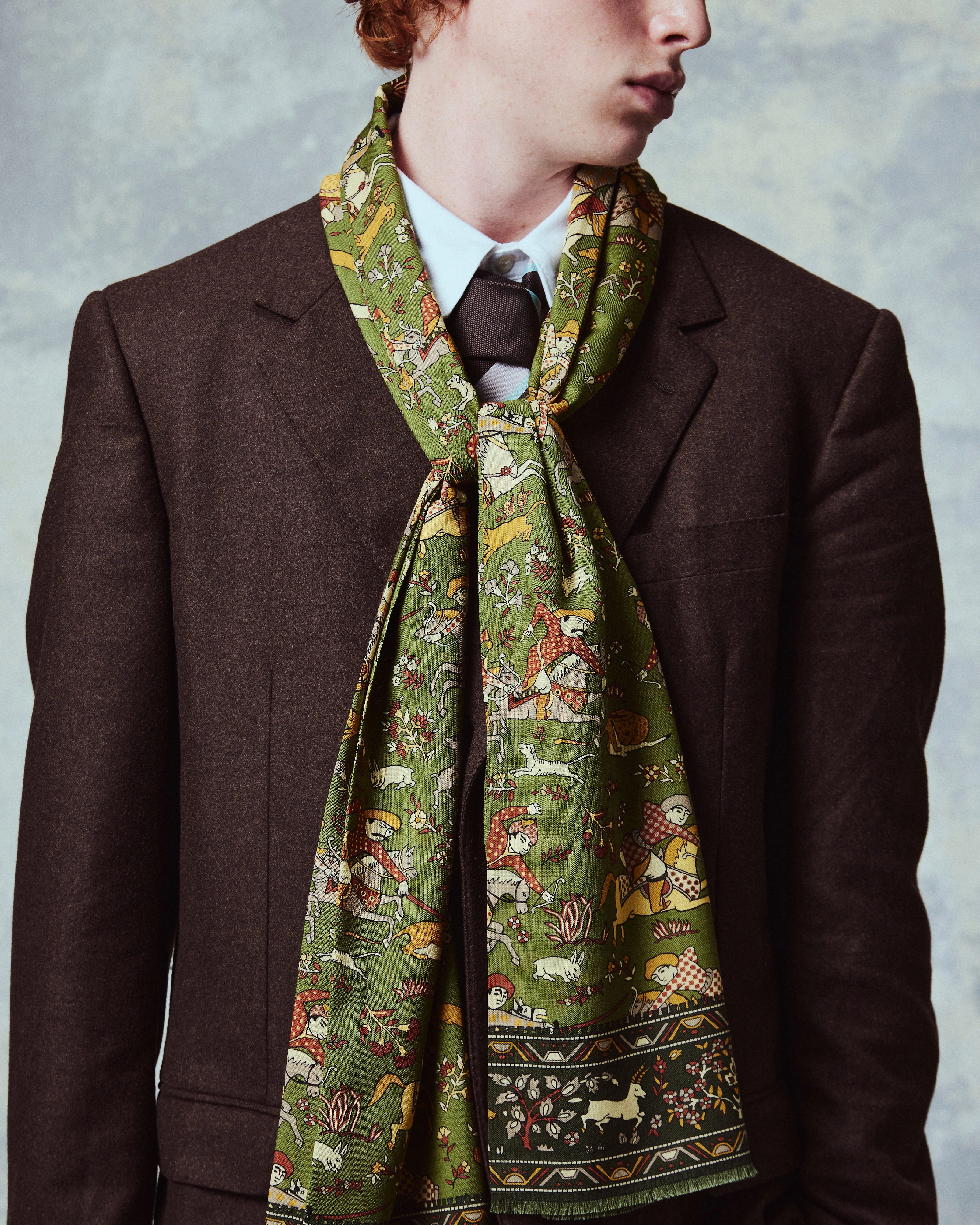 UK Wool and Silk Scarf - Hunters in Olive Green - Image 5