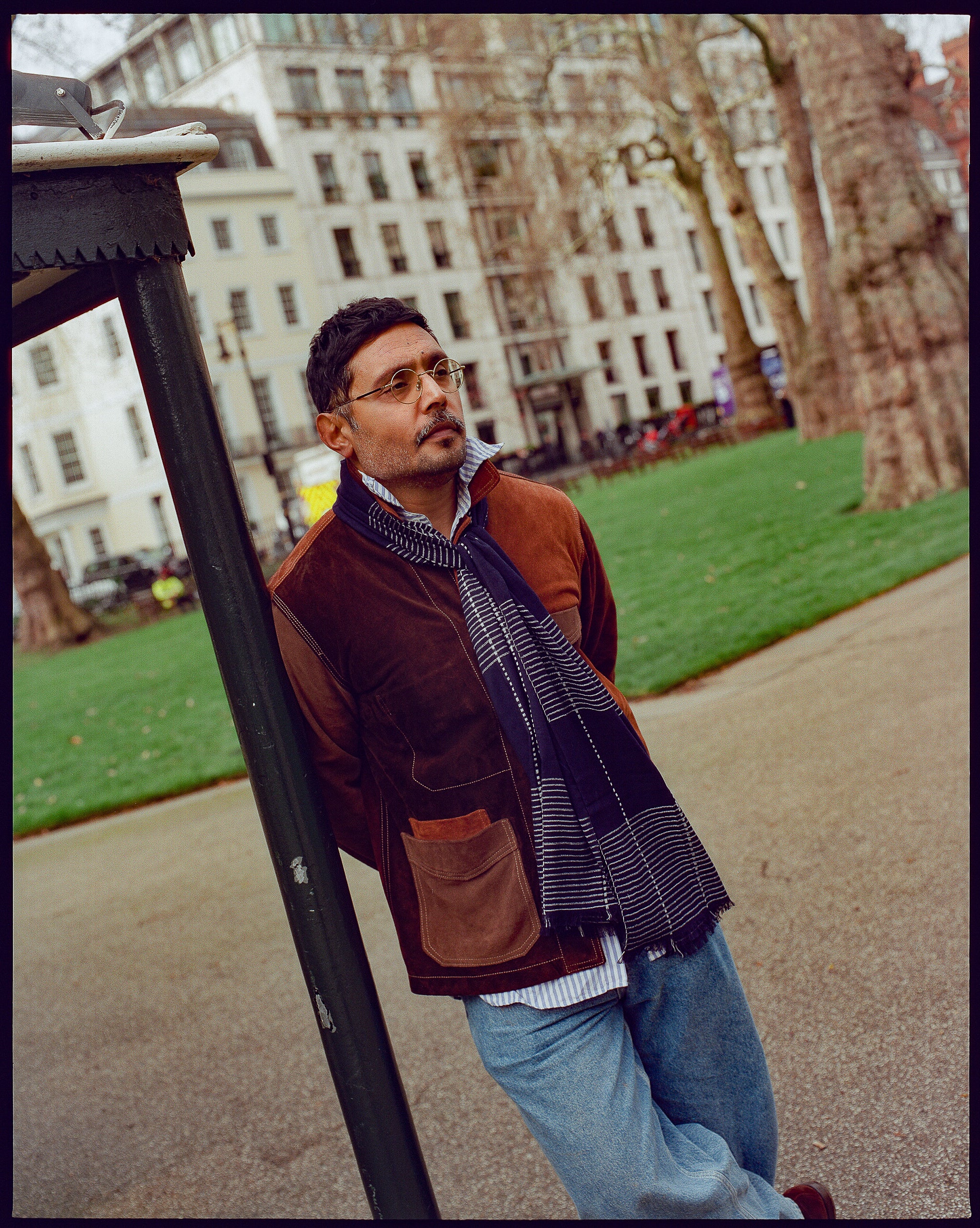 Cotton Scarf in Navy & White - The Peake - Image 4